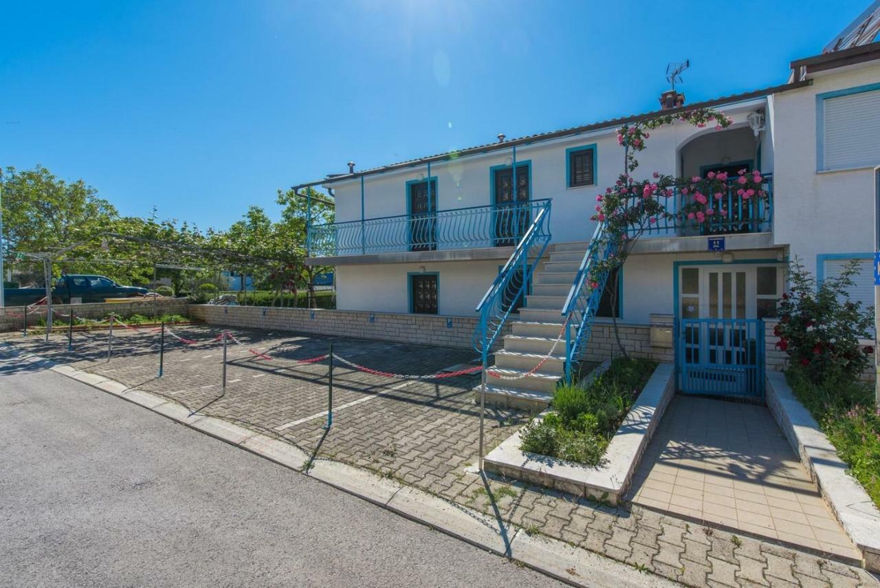 Apartments Kiki Spada Porec Phòng bức ảnh